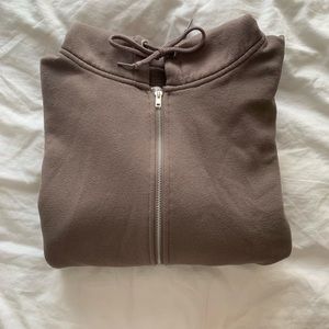 purple / brown zip up sweater hoodie